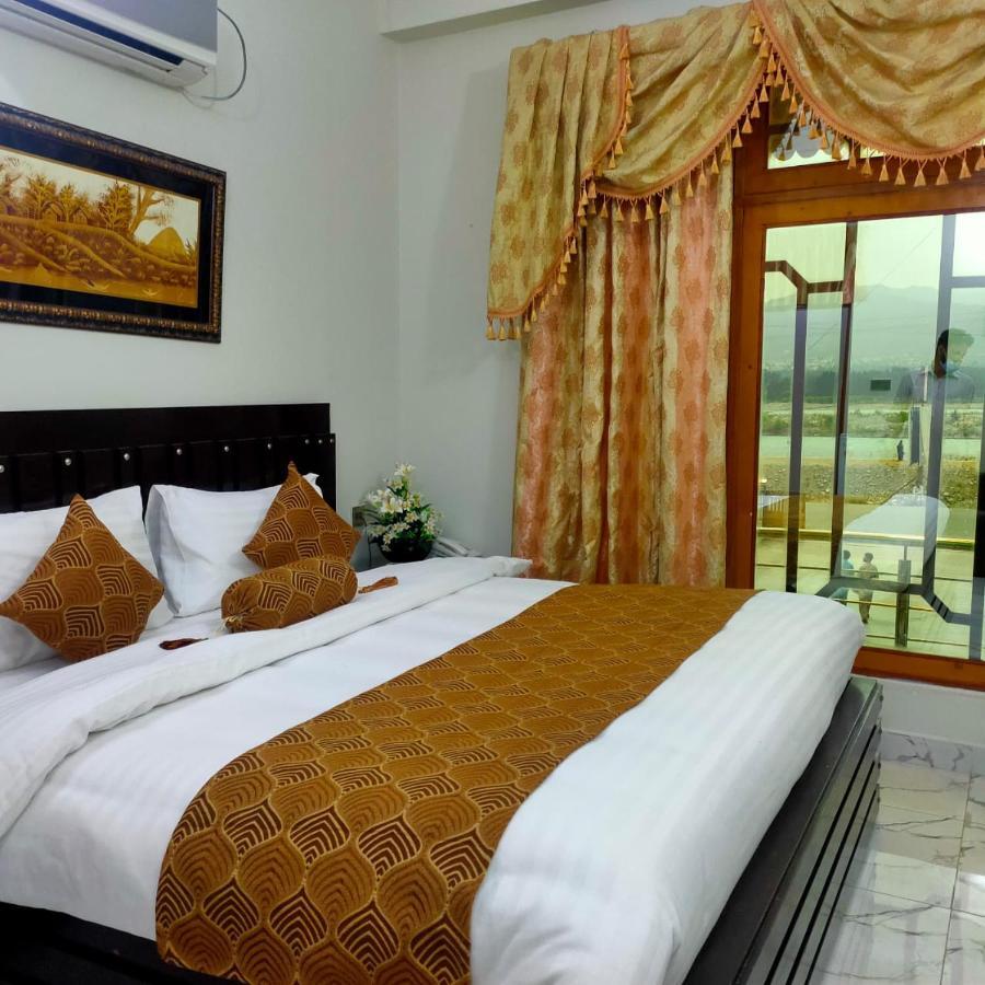 Swat Hilton Hotel Saidu Sharif Экстерьер фото